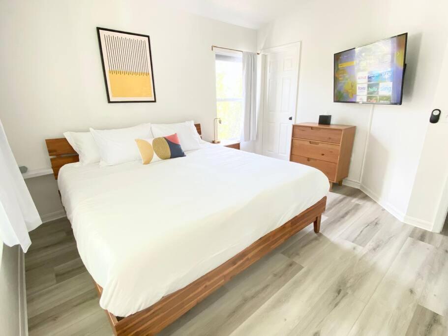 Sanctuary Gainesville Bright 2 Bedroom King Condo Ngoại thất bức ảnh